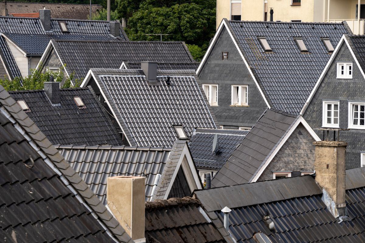 SJD Couverture, chantier de couvreur zingueur à Guécélard